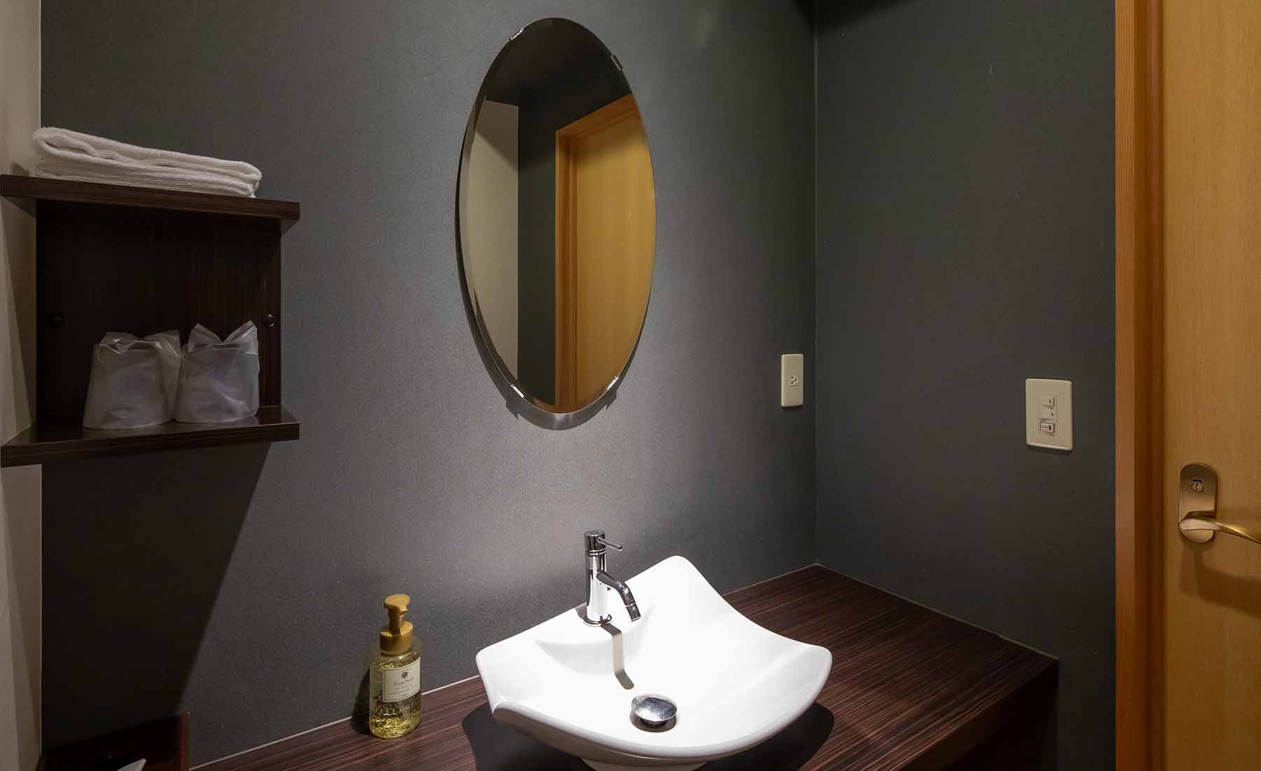 photo 集いの間 32畳 和室【眺望なし】