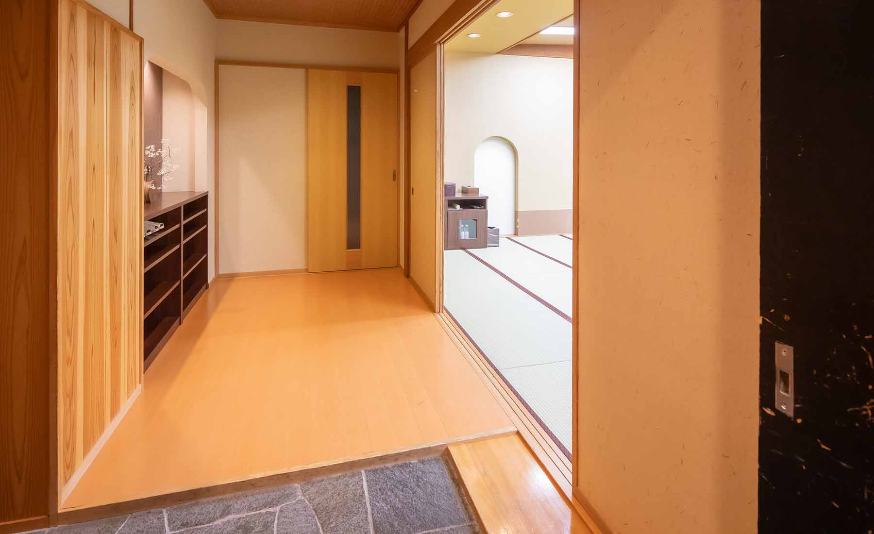 photo 集いの間 32畳 和室【眺望なし】