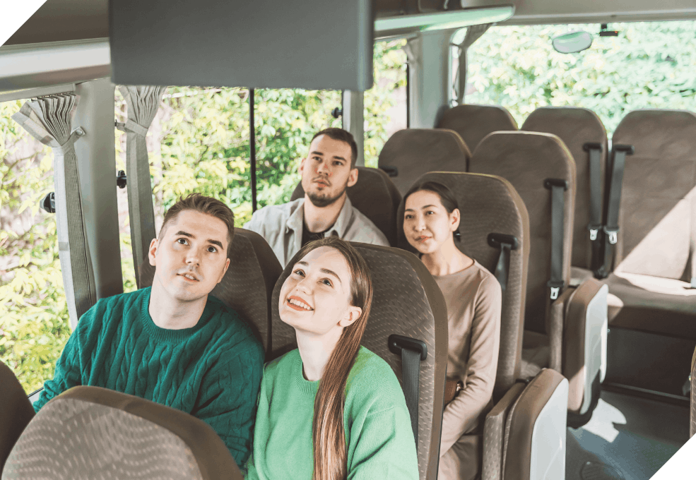 Free Shuttle Bus to Suwa Taisha Shrine